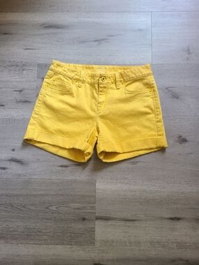 B1G1 Loft Original Denim Yellow Shorts Size 4